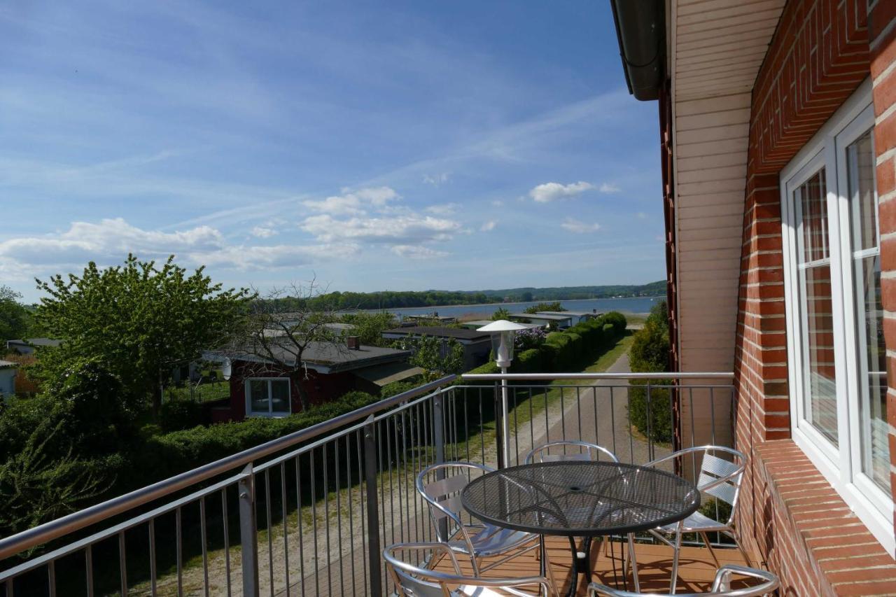 Haus Am Deich Feriendomizil Mit Balkon Baabe Exterior foto
