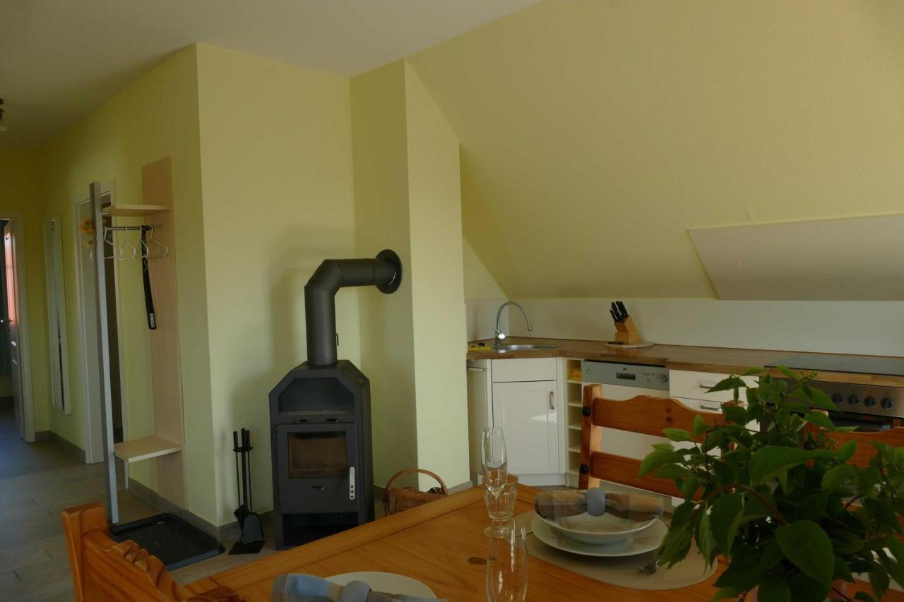 Haus Am Deich Feriendomizil Mit Balkon Baabe Exterior foto
